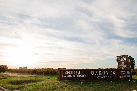 Oakover Grounds - Lightning Ridge Tourism 0