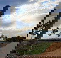 Michael Unwin Wines - Lightning Ridge Tourism