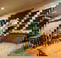 KB Thai - Lightning Ridge Tourism