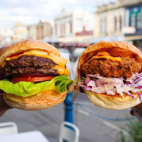 Pattysmiths Burgers - Templestowe - Lightning Ridge Tourism 0