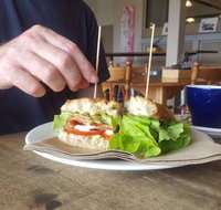 Caseys Cafe - Lightning Ridge Tourism