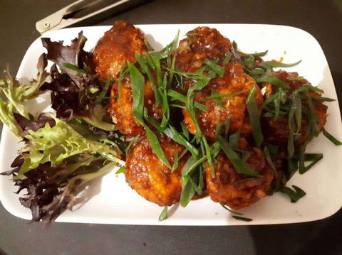 Coriander Leaf - Lightning Ridge Tourism 0