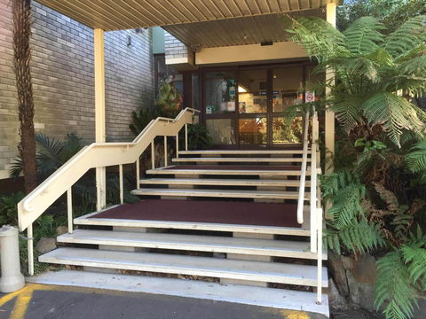 Blue Flame Bistro At Concord RSL Club - Lightning Ridge Tourism 0