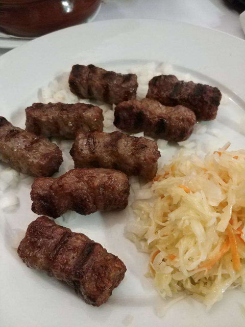 Grill Danube - Lightning Ridge Tourism 0