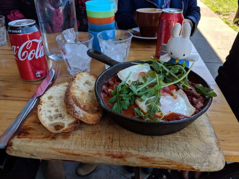 Honest Dons - Lightning Ridge Tourism 0