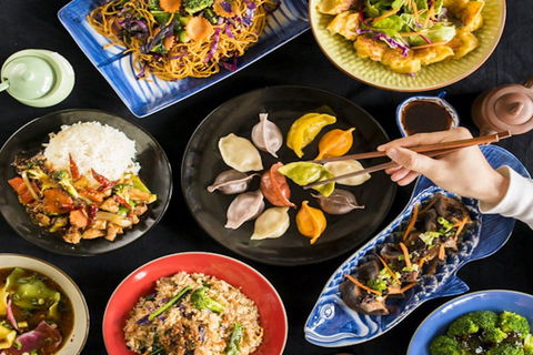 Liu Ji - Lightning Ridge Tourism 0