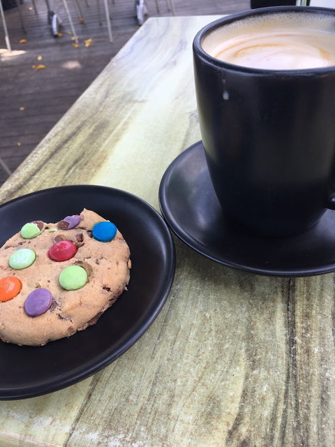 Cafe La Mer - Lightning Ridge Tourism 5