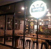 Munkeeskins Cafe - Lightning Ridge Tourism