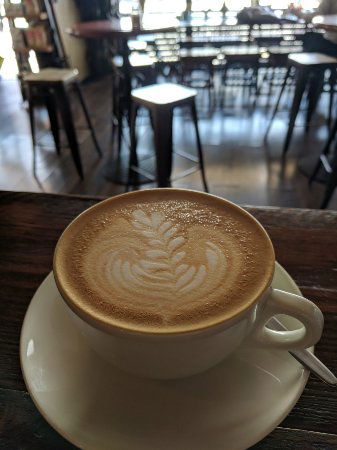 Meni Cafe - Lightning Ridge Tourism 0