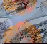 Pelicans Restaurant - Lightning Ridge Tourism