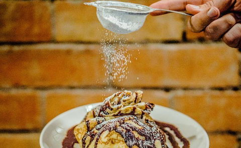 Roule Galette Carnegie - Lightning Ridge Tourism 9
