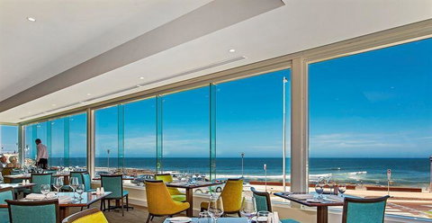 Tinto Thai - Lightning Ridge Tourism 10