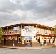 Old Sydney Hotel - Lightning Ridge Tourism