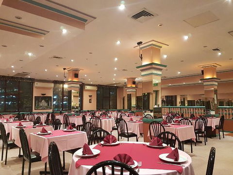 Surtaj Indian Restaurant - Lightning Ridge Tourism 0