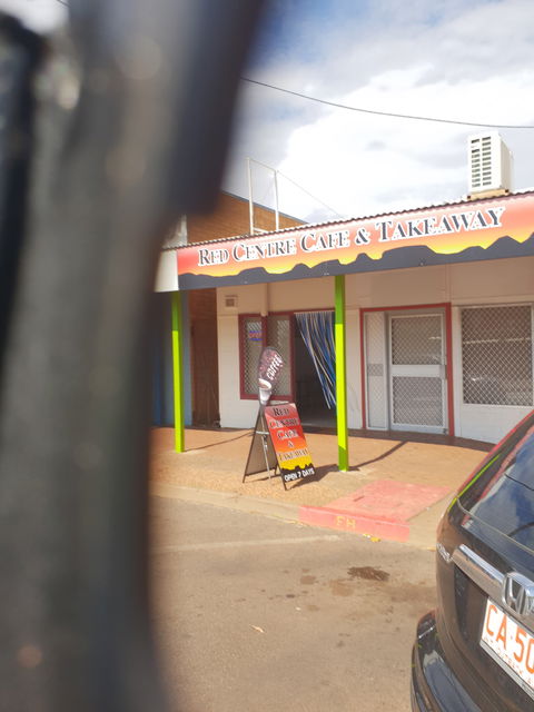 Red Centre Cafe And Takeaway - Lightning Ridge Tourism 4