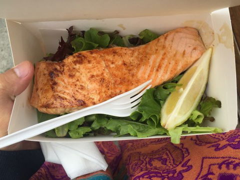 Flippers Cooked & Fresh Seafood - Lightning Ridge Tourism 0