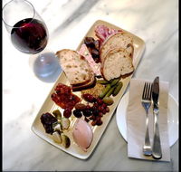 Wine Bar Mona - Lightning Ridge Tourism