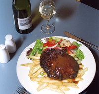 Bridge Hotel Bistro - Lightning Ridge Tourism
