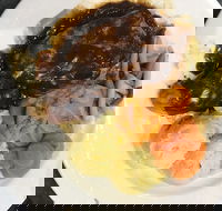 Lords Hotel Bistro - Lightning Ridge Tourism