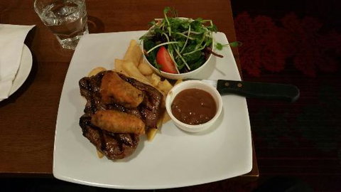 Graziers Steakhouse At The Greenwood Hotel - Lightning Ridge Tourism 0