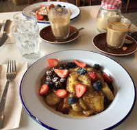 Satchmo Cafe - Lightning Ridge Tourism