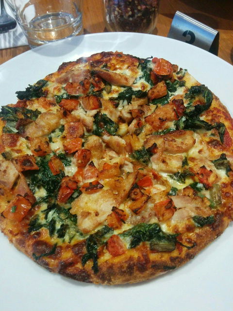 Pizza Giovanni - Lightning Ridge Tourism 7