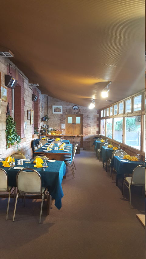 The Old Ghan Restaurant - Lightning Ridge Tourism 5