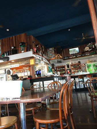 Celtic Corner Bar & Bistro - Lightning Ridge Tourism 0