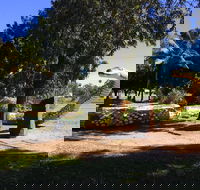 Gudjuda Deck Cafe - Lightning Ridge Tourism