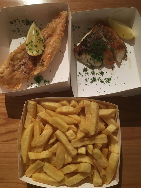 Seafood Conxion - Lightning Ridge Tourism 3
