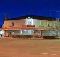 Grand Old Crow Hotel - Lightning Ridge Tourism
