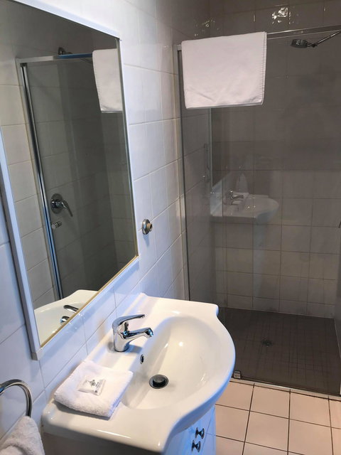 Guiding Star Hotel - Lightning Ridge Tourism 3