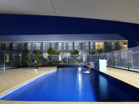 Quest Williamstown North - Lightning Ridge Tourism 4