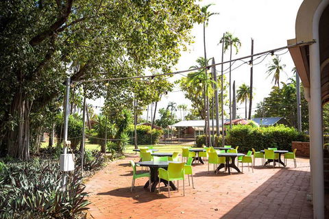 Contour Hotel - Lightning Ridge Tourism 13