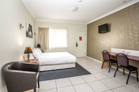 Darra Motel And Conference Centre - Lightning Ridge Tourism 6