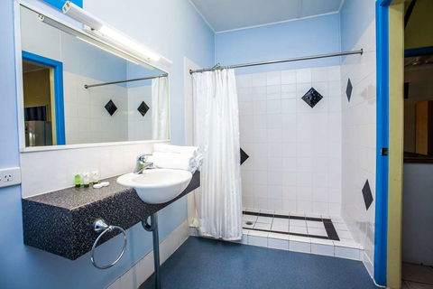 Darra Motel And Conference Centre - Lightning Ridge Tourism 10