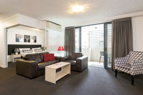 Gabba Central Apartments - Lightning Ridge Tourism 3