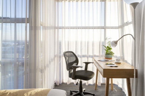 Quest Caroline Springs - Lightning Ridge Tourism 8