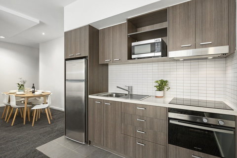 Quest Caroline Springs - Lightning Ridge Tourism 15