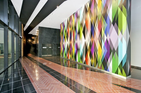 Astra Canberra Manhattan - Lightning Ridge Tourism 2