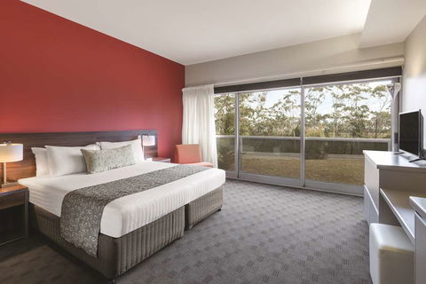 Travelodge Hobart Airport - Lightning Ridge Tourism 6