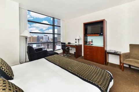 Peppers Waymouth Hotel - Lightning Ridge Tourism 3