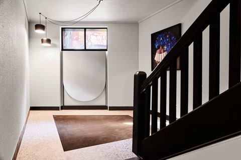 Adina Apartment Hotel on Flinders Street - Lightning Ridge Tourism 3