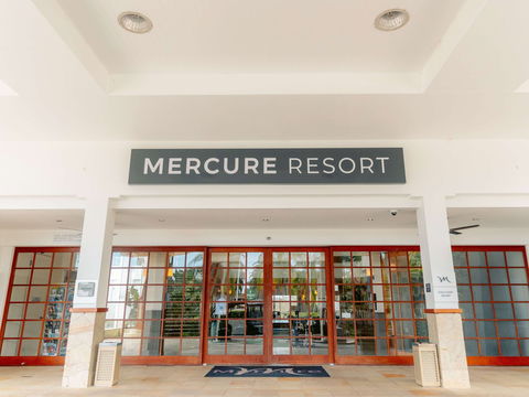 Mercure Gold Coast Resort - Lightning Ridge Tourism 1