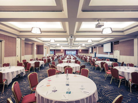 Mercure Gold Coast Resort - Lightning Ridge Tourism 6