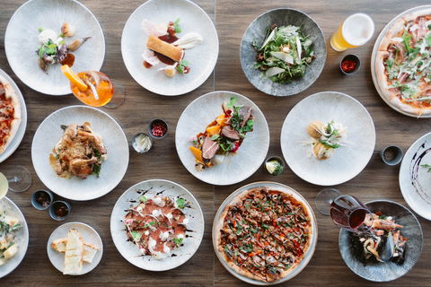 Elite Gold Coast - Lightning Ridge Tourism 11