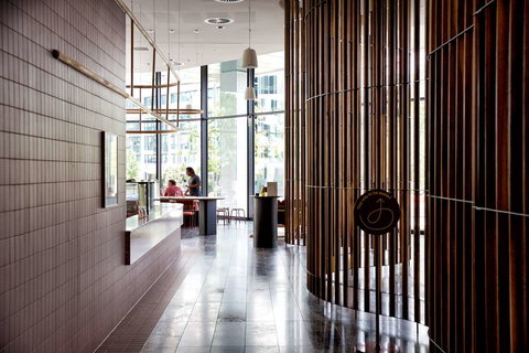 A By Adina Canberra - Lightning Ridge Tourism 11