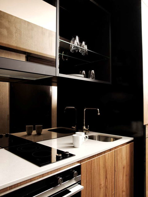 A By Adina Canberra - Lightning Ridge Tourism 17