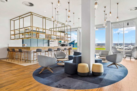 Hilton Garden Inn Albany - Lightning Ridge Tourism 3