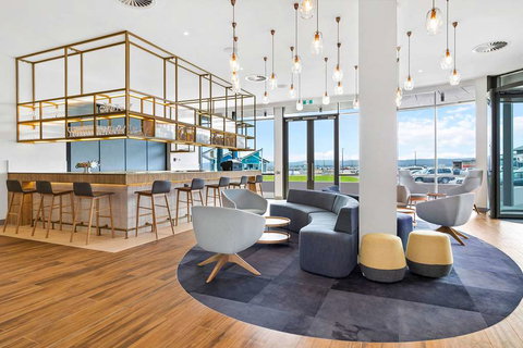 Hilton Garden Inn Albany - Lightning Ridge Tourism 4